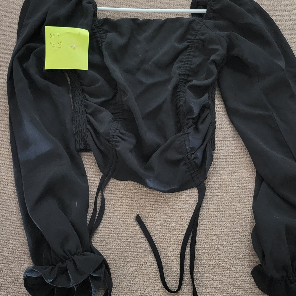 Sh7 Black Ruched Long Sleeve Top